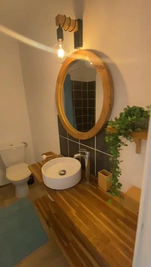 Joli T2 A Giens Apartment Hyeres Exterior photo